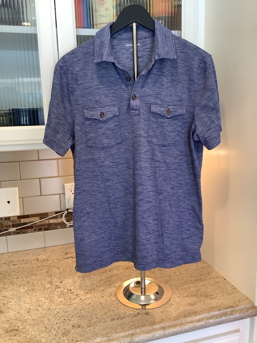 Banana Republic Blue Short-Sleeve Polo with Chest Pockets Size Medium